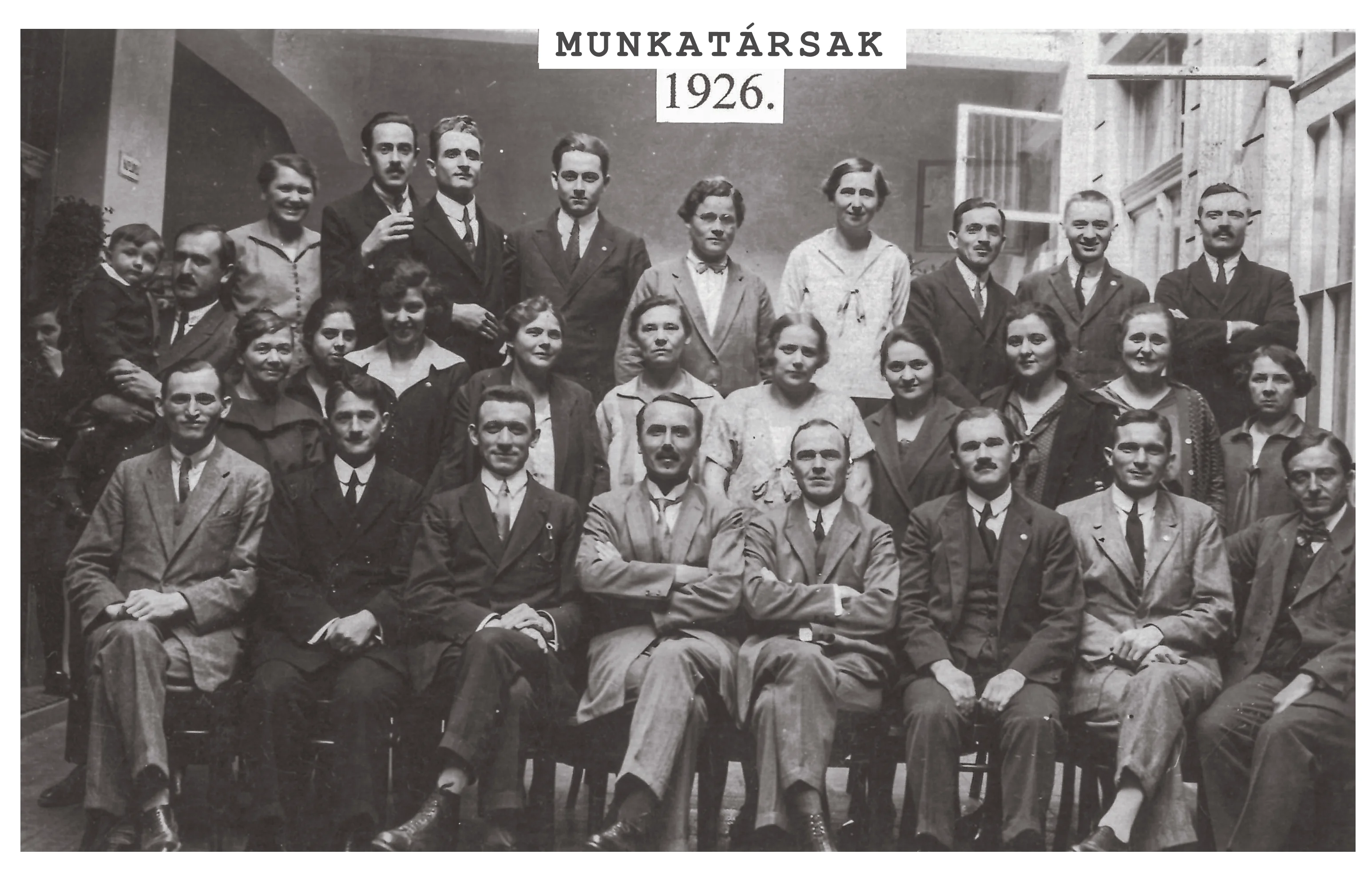 002 1926 Munkatársak