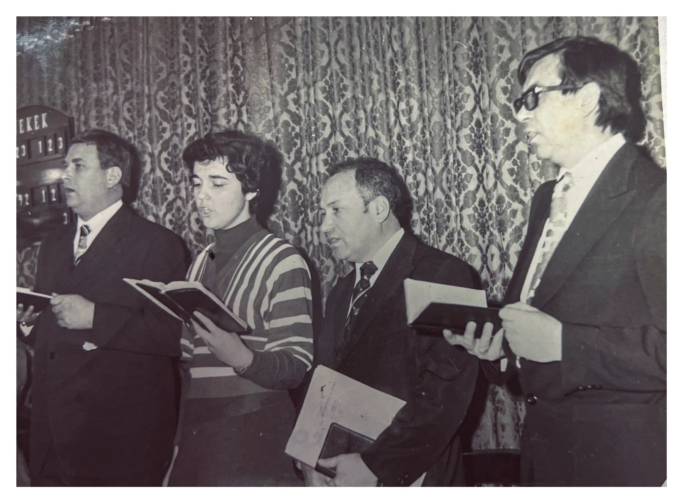 002 Ifjusági alkalmak 1974 2001