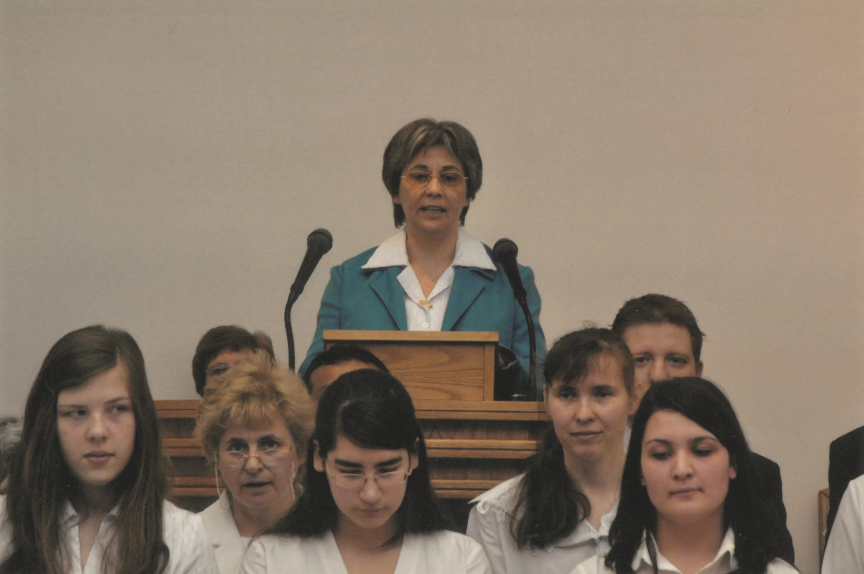 003 2010.04.16 Advent kamara korus husvet