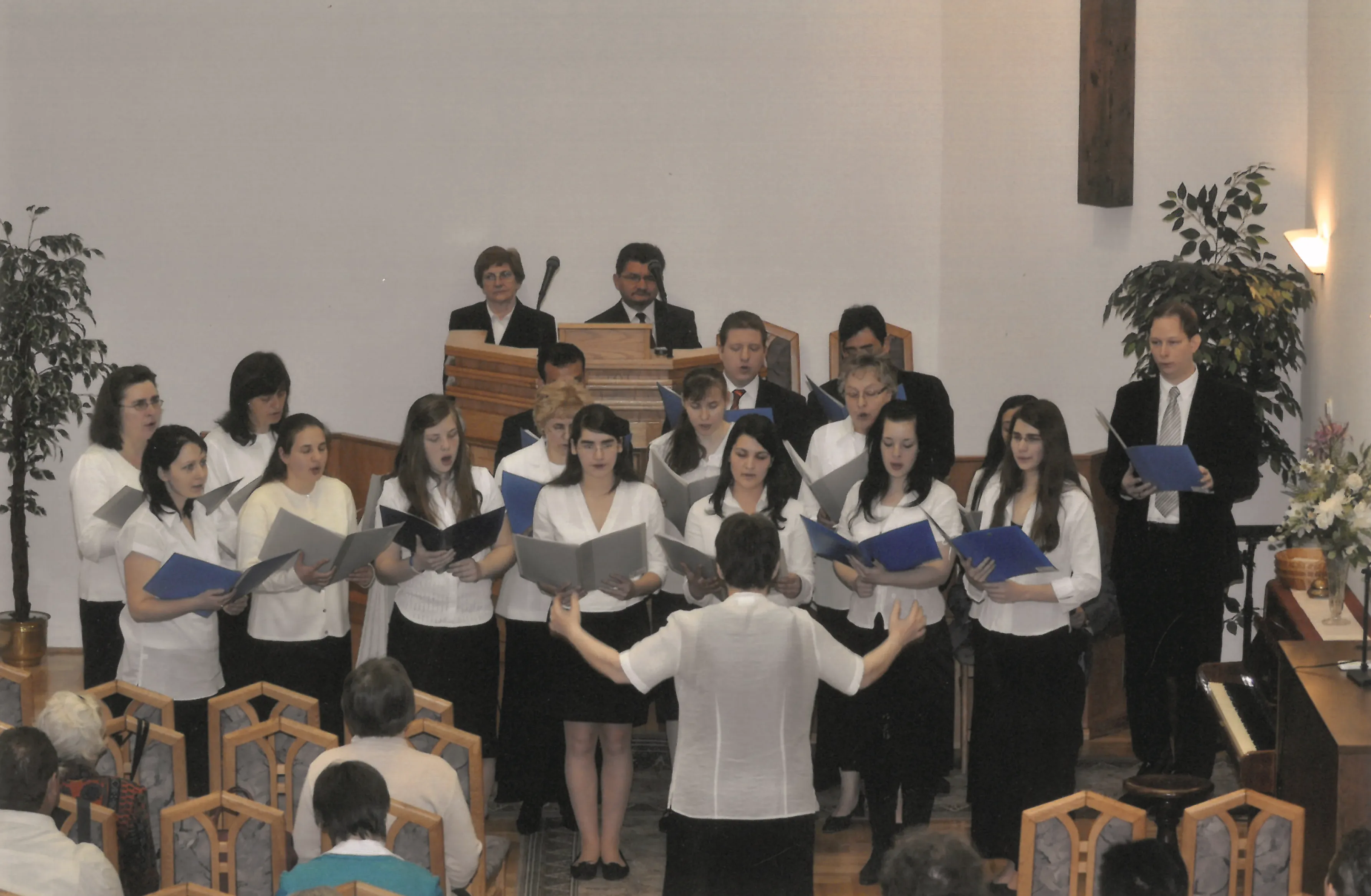 007 2010.04.16 Advent kamara korus husvet