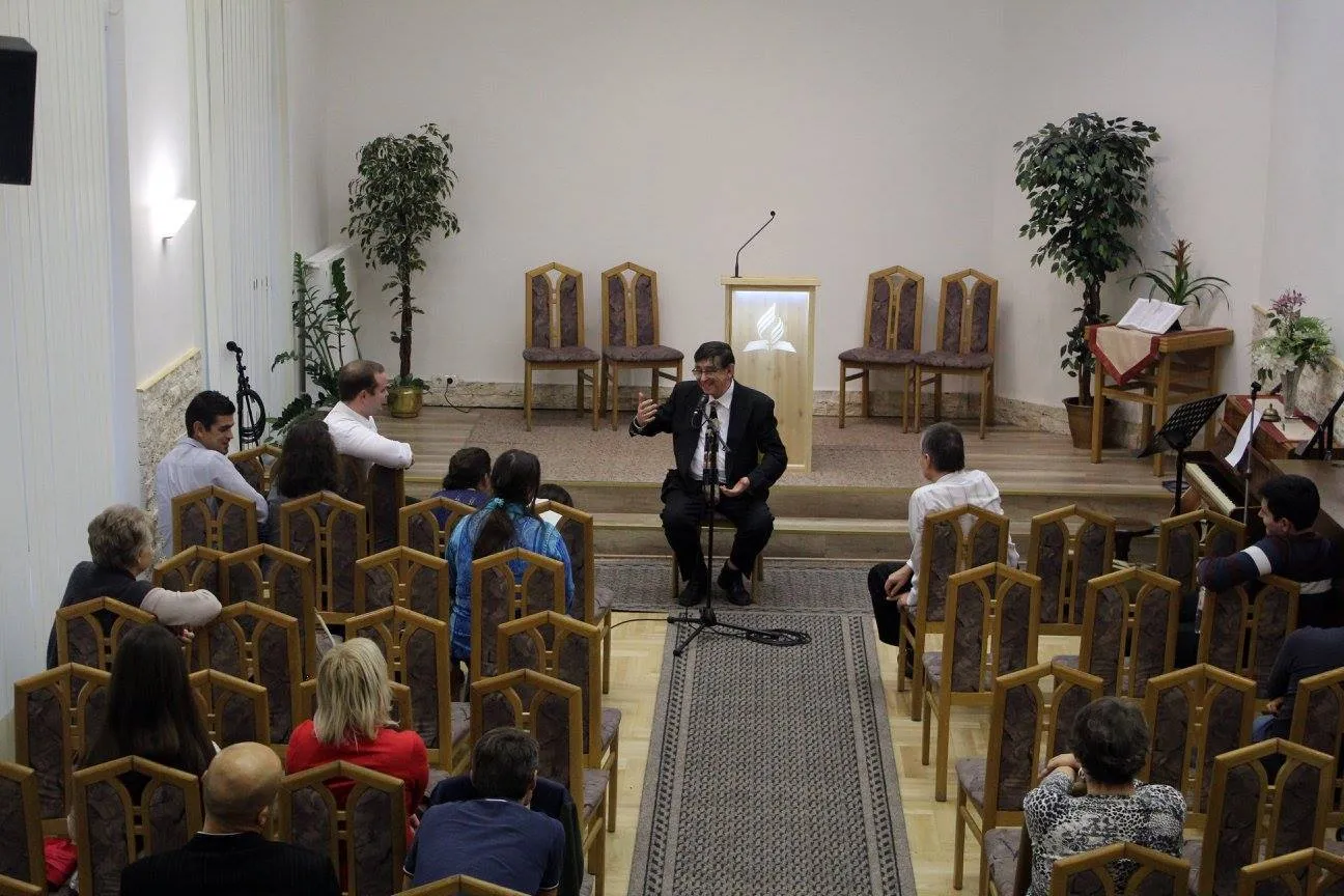 460098937 2217410898634322 2297375936575205028 n